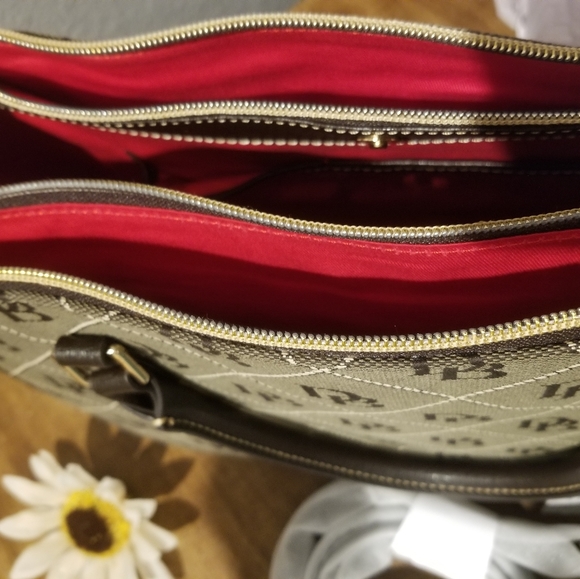 Dooney & Bourke Willa Zip Large Satchel Bag NWT - Picture 10 of 14